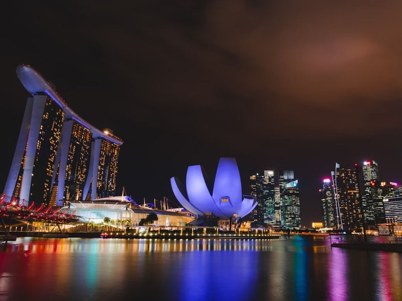 removals to singapore