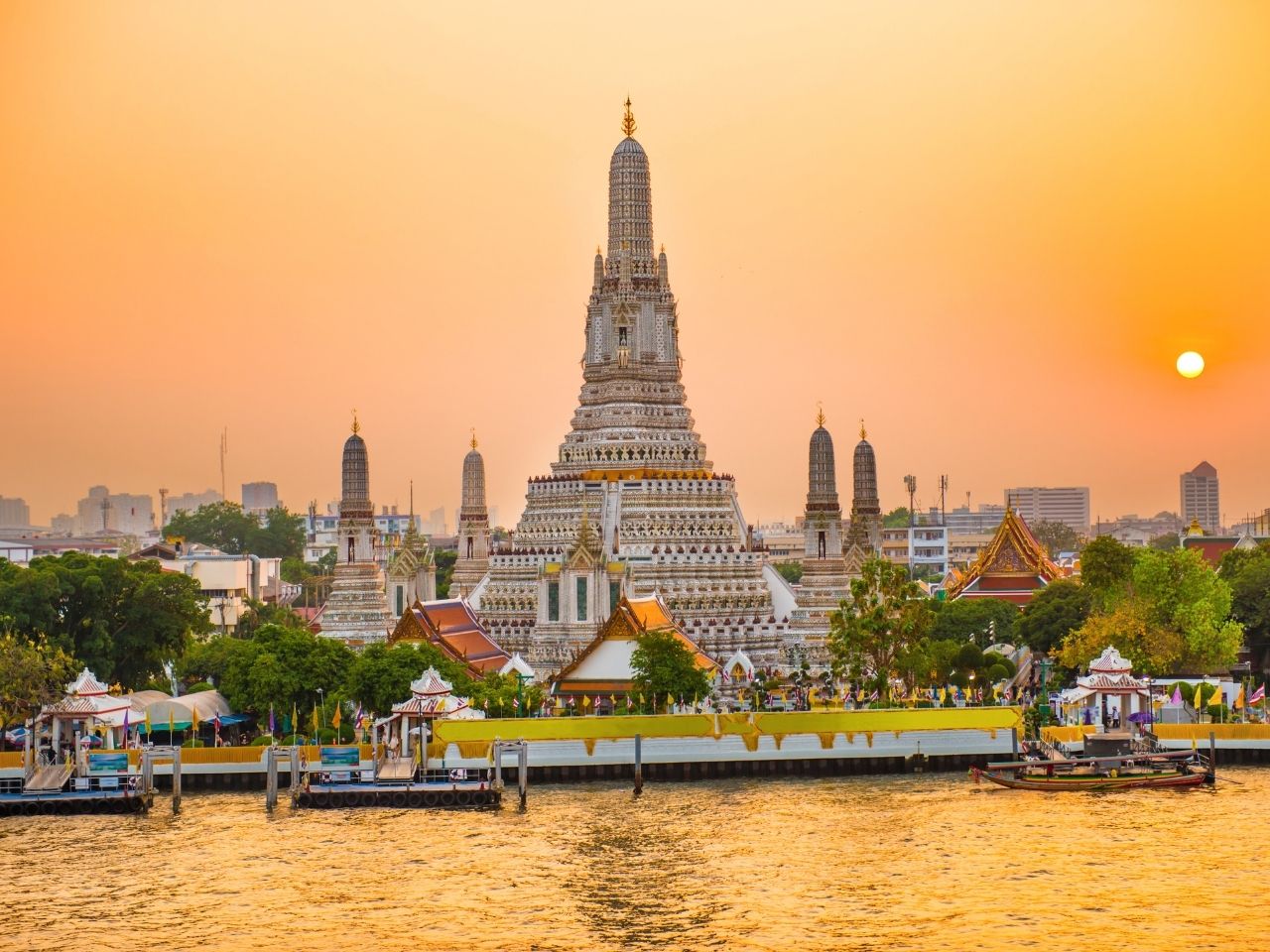 International removals to bangkok